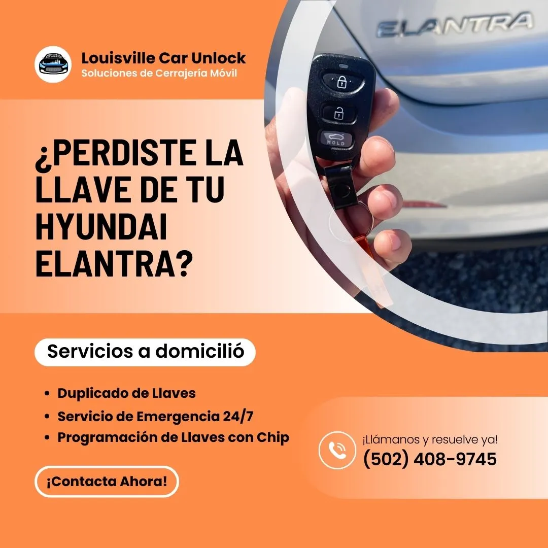 Servicio de cerrajería móvil mostrando una llave de Hyundai Elantra recién programada junto al coche.